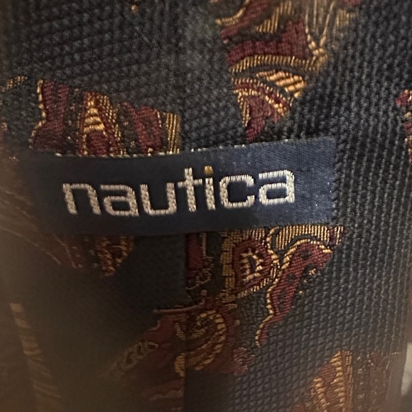 Elegant Patterned Tie Collection - Picture 10 of 10